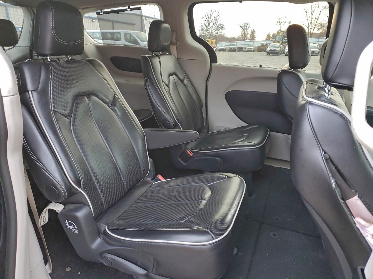 CHRYSLER PACIFICA LIMITED