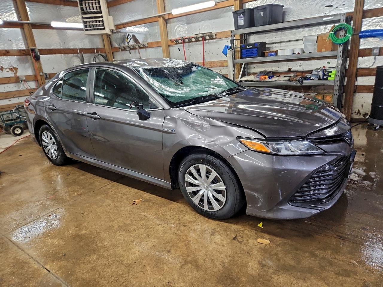 TOYOTA CAMRY LE