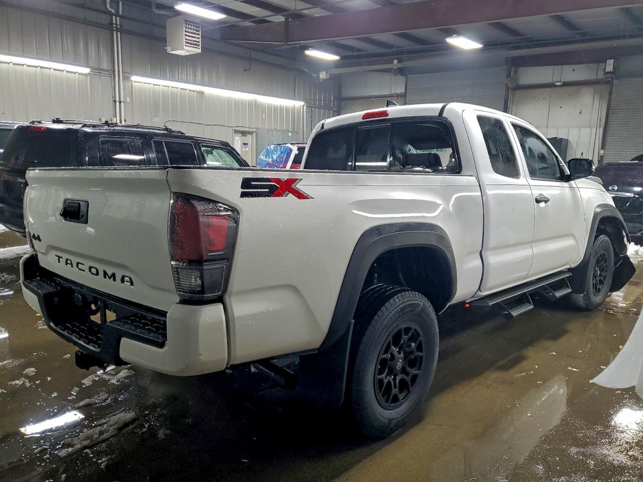 TOYOTA TACOMA ACCESS CAB
