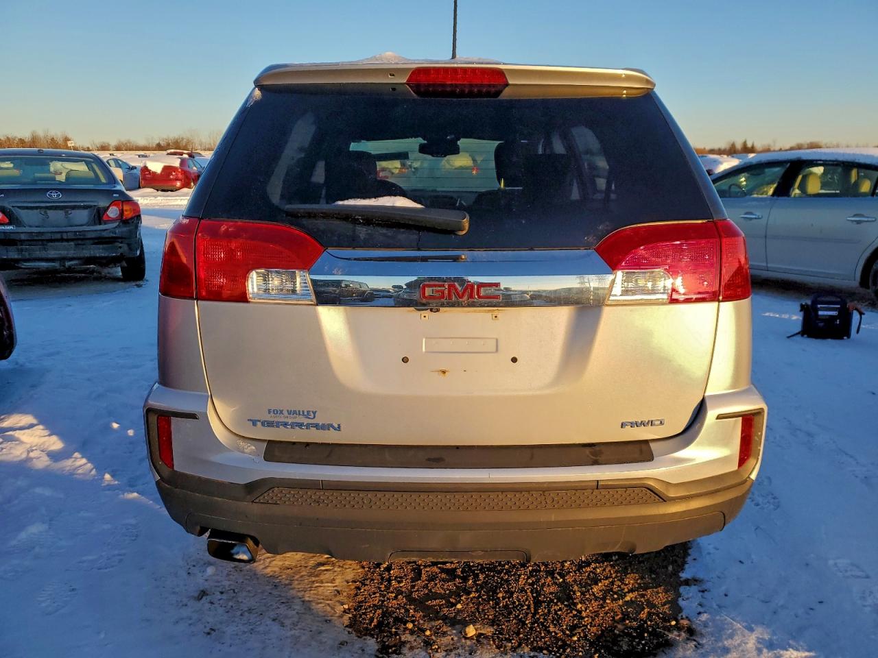 Lot #3305312319 2017 GMC TERRAIN SL