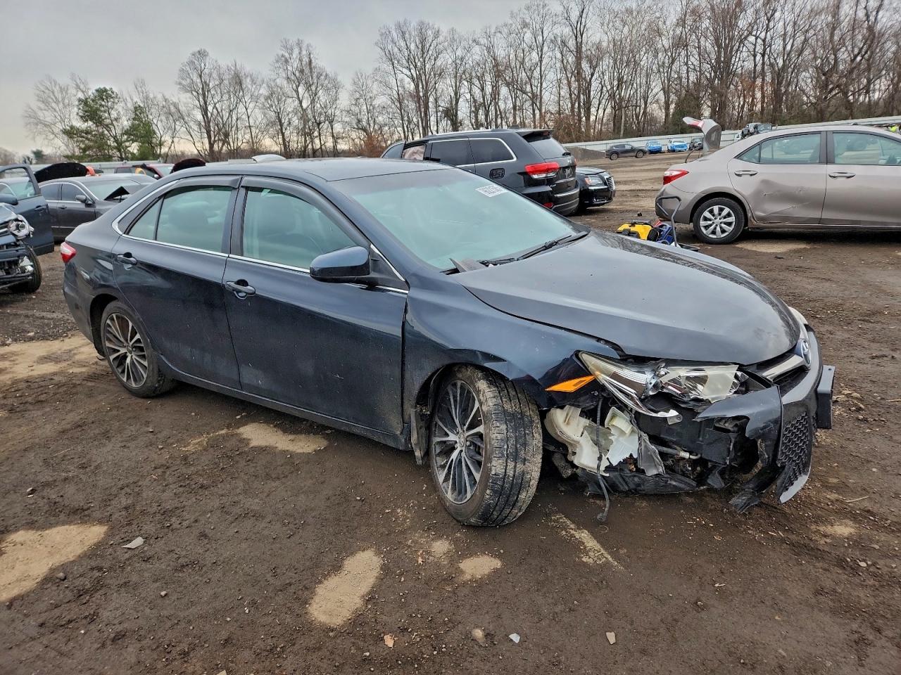 Lot #3316721403 2015 TOYOTA CAMRY LE