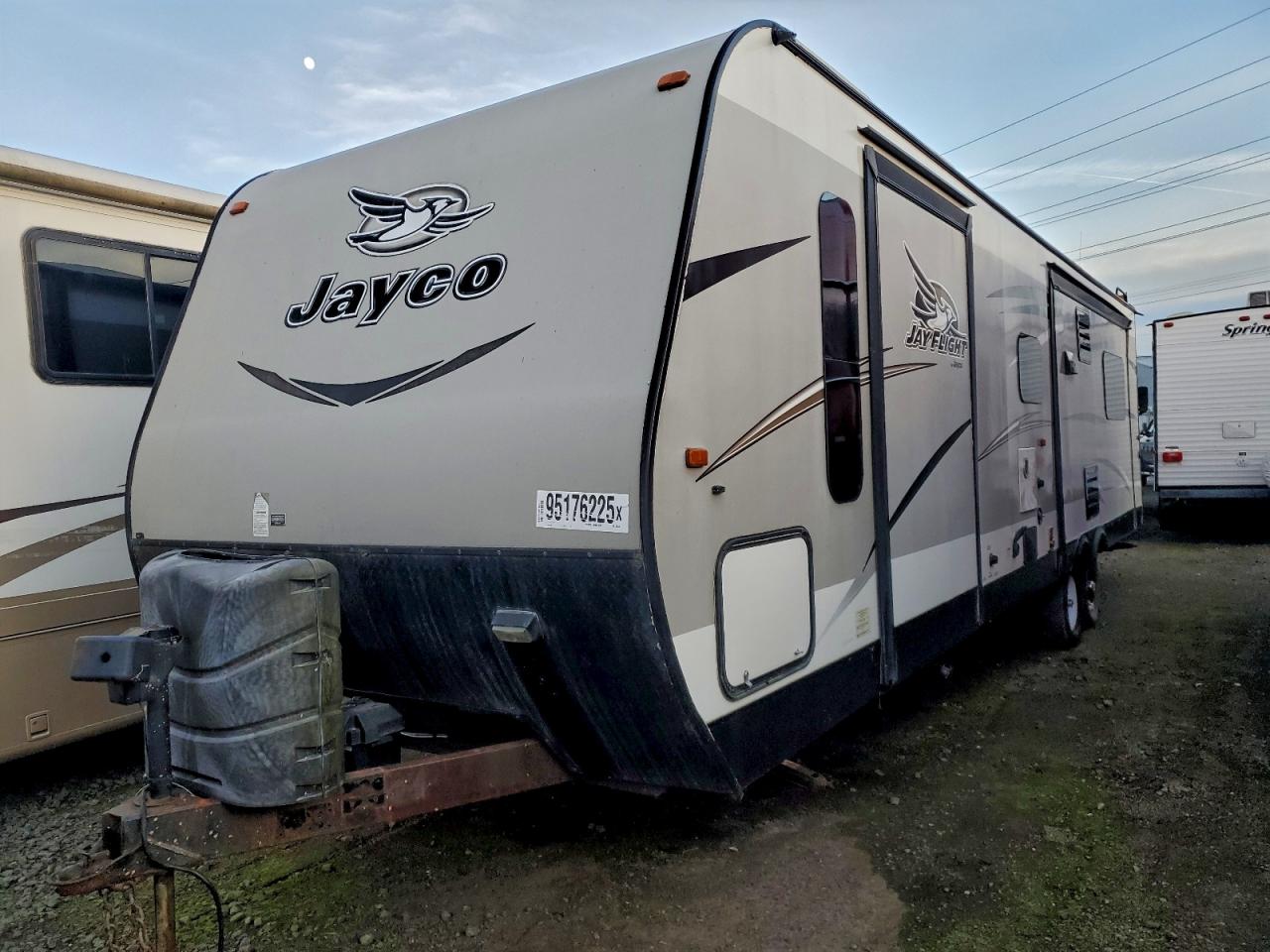 Lot #3302704006 2016 JAYCO JAY FLIGHT