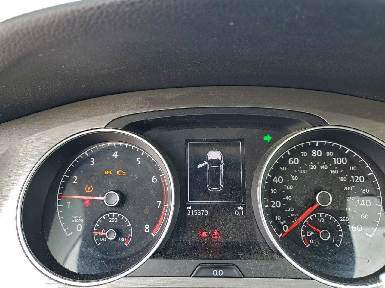 VOLKSWAGEN GOLF SPORTSVAN S