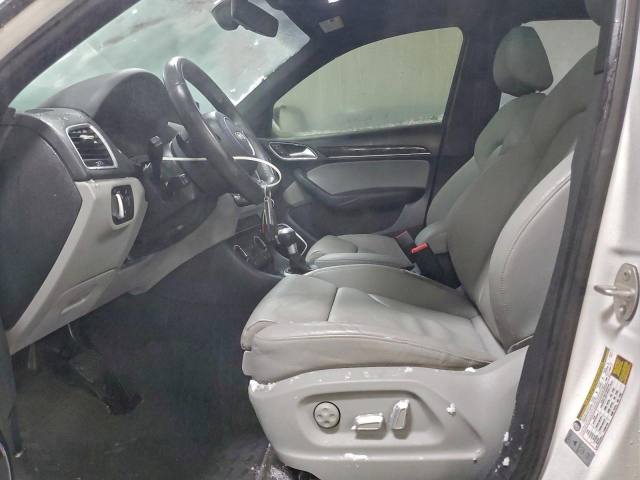 AUDI Q3 PREMIUM PLUS