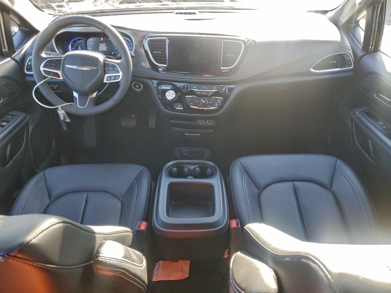 CHRYSLER PACIFICA HYBRID SELECT