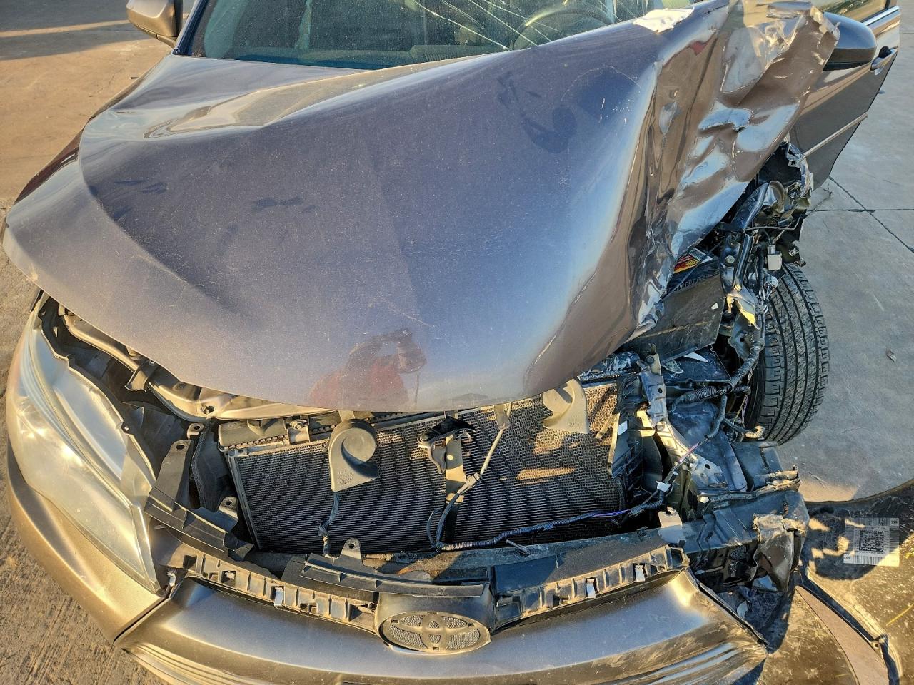 Lot #3311611256 2016 TOYOTA CAMRY LE