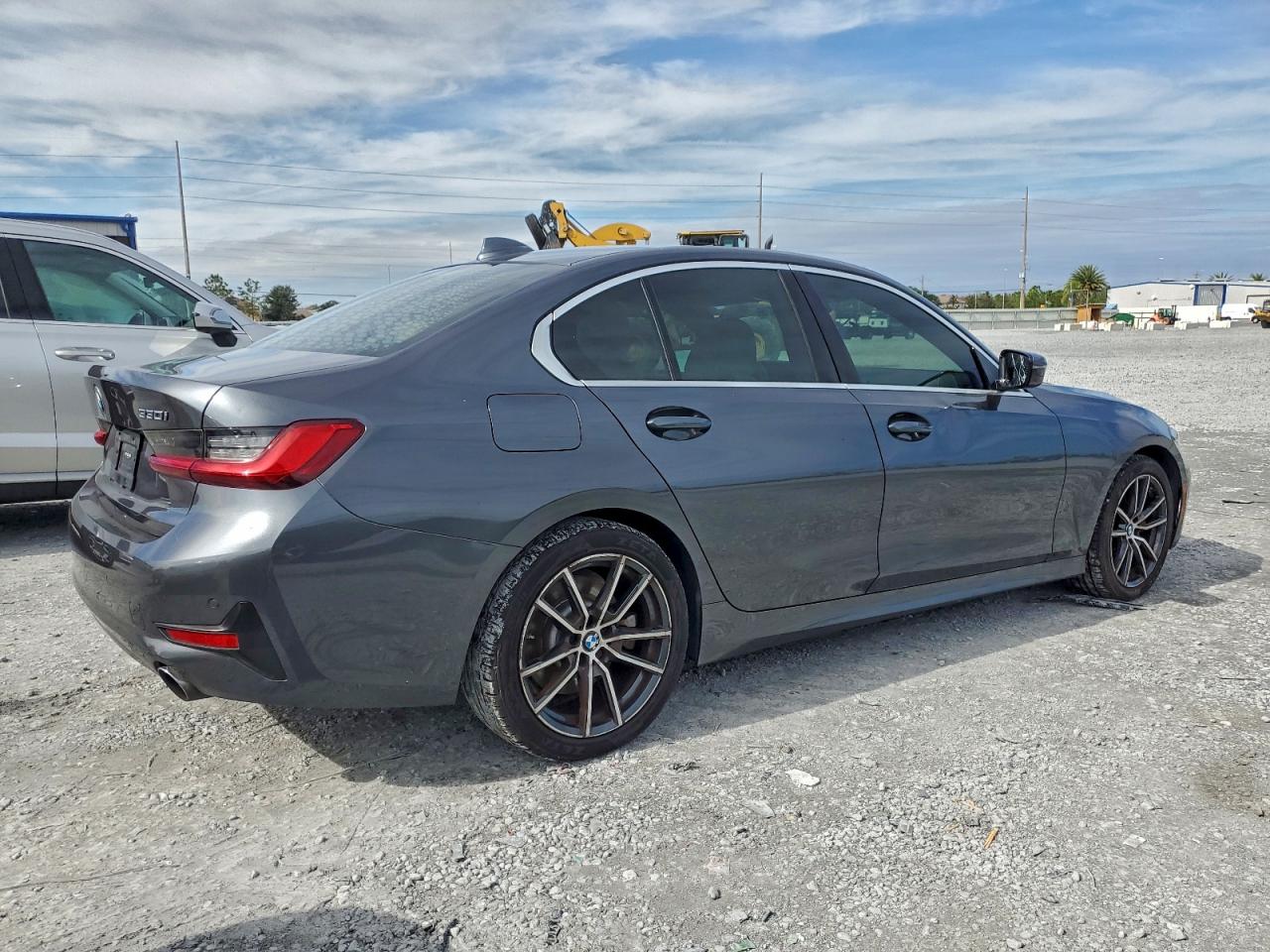 BMW 3 SERIES 330I