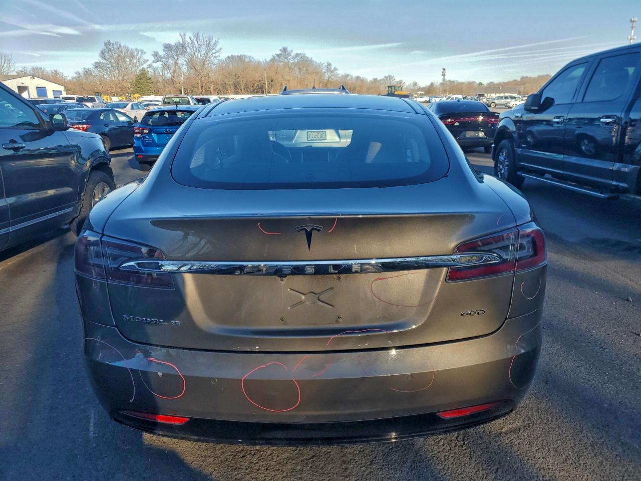 TESLA MODEL S