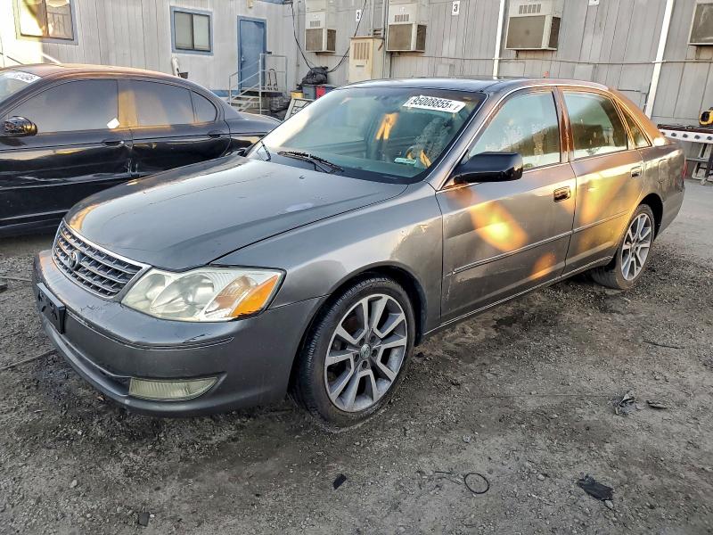 2004 TOYOTA AVALON XL #3308202176