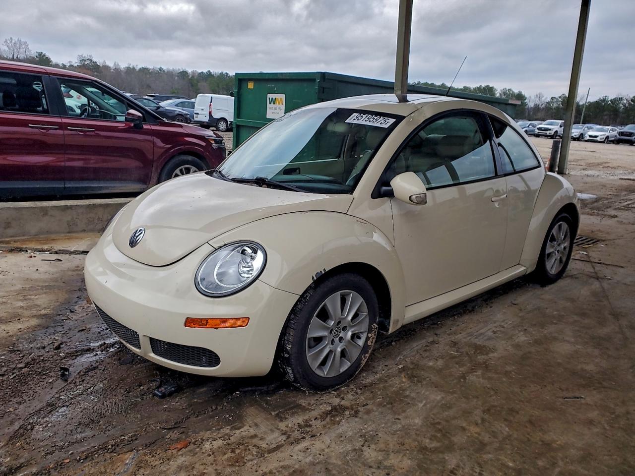 Lot #3311703227 2009 VOLKSWAGEN NEW BEETLE