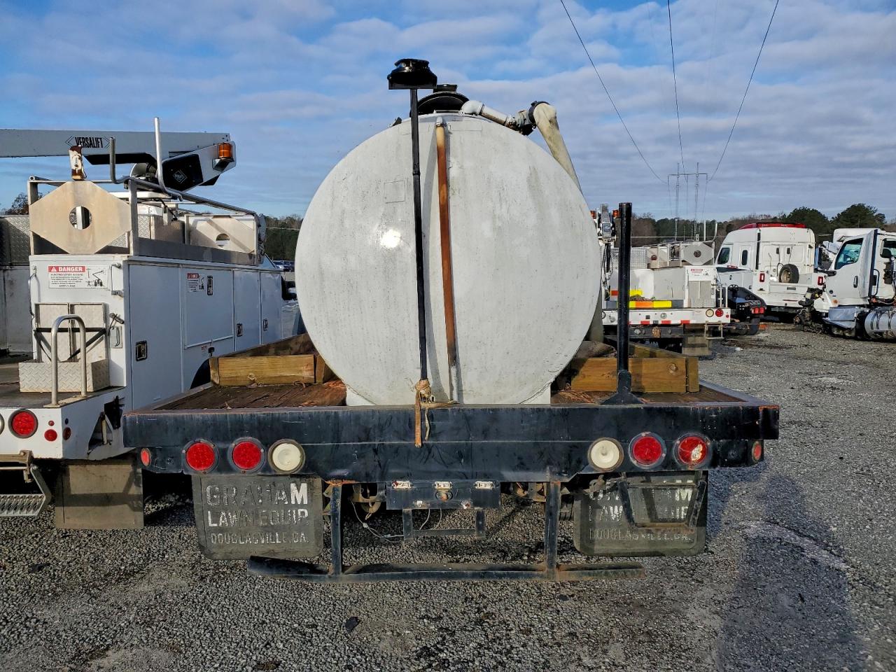 Lot #3310382990 1995 ISUZU FRR