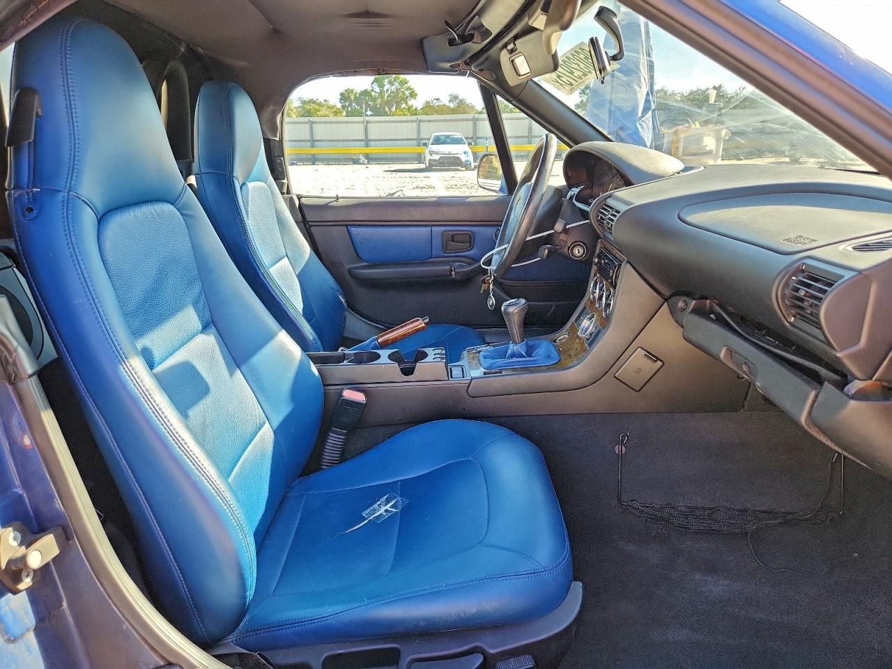 Lot #3318922937 2000 BMW Z3 2.3