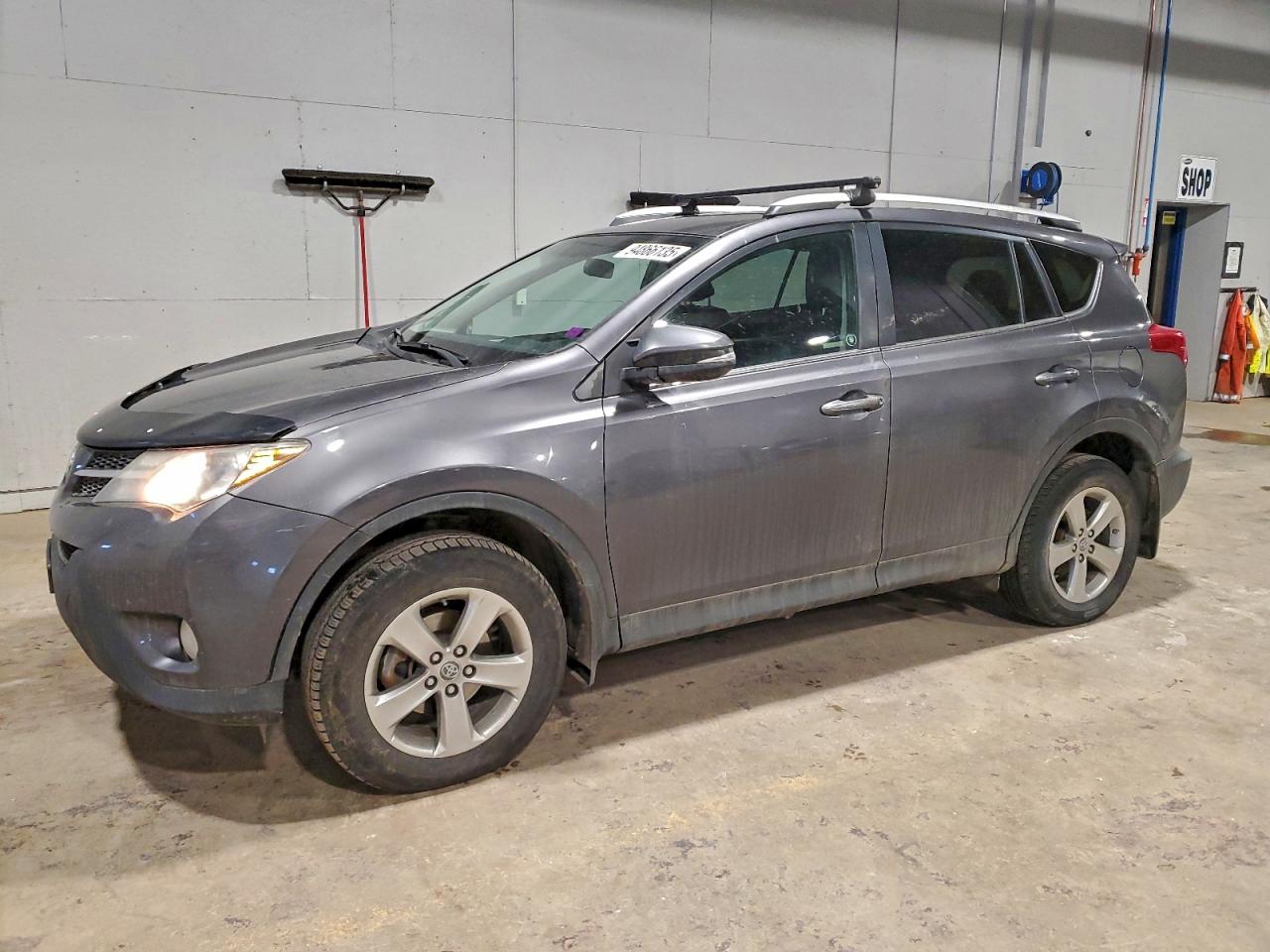 TOYOTA RAV4 XLE