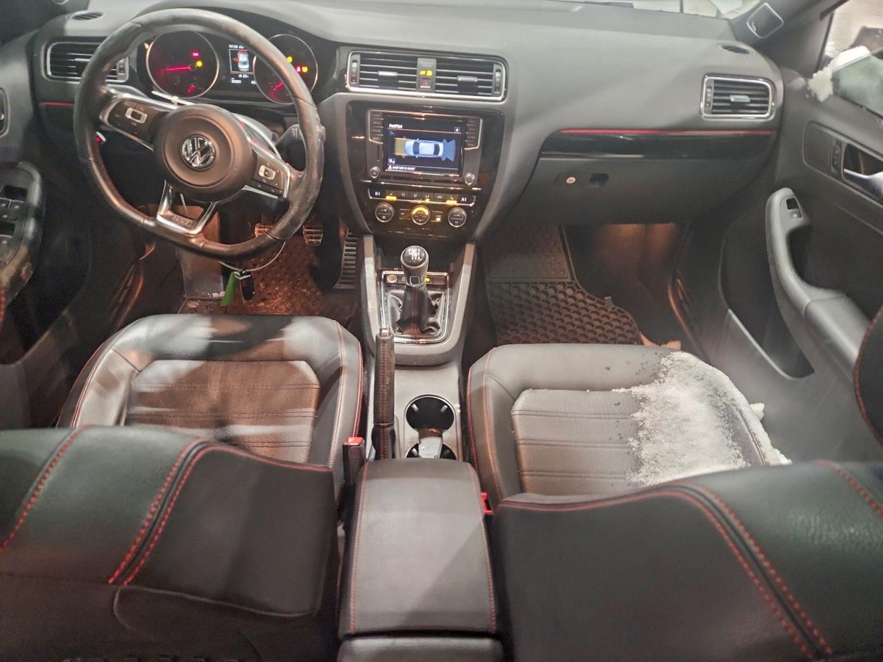 VOLKSWAGEN JETTA GLI