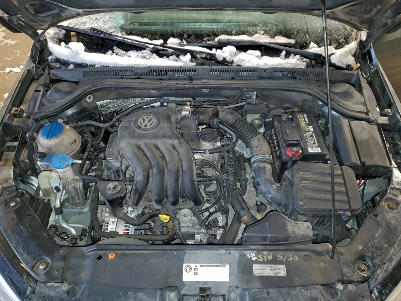 VOLKSWAGEN JETTA BASE