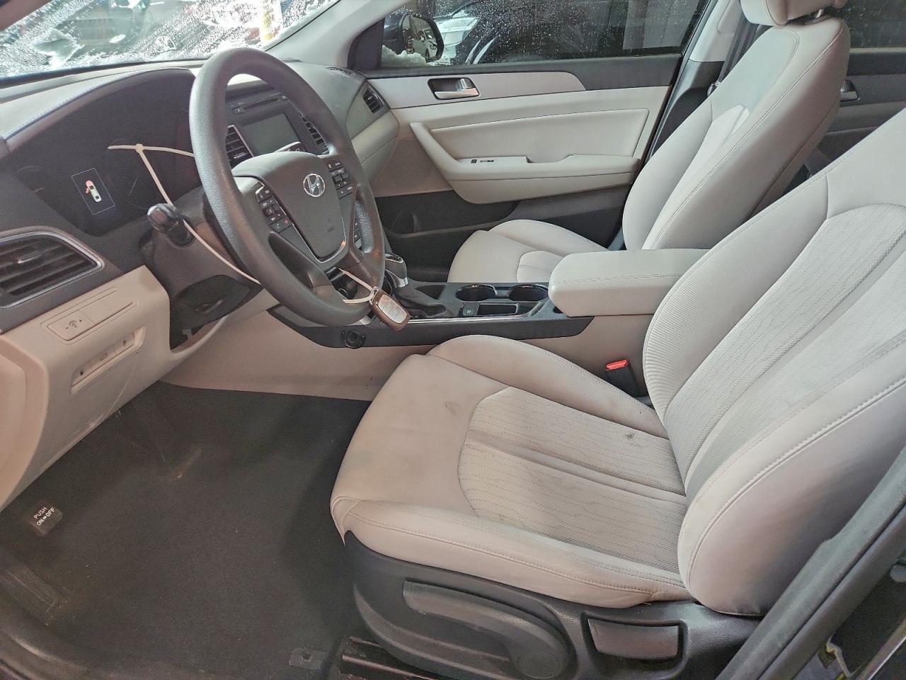 HYUNDAI SONATA HYBRID