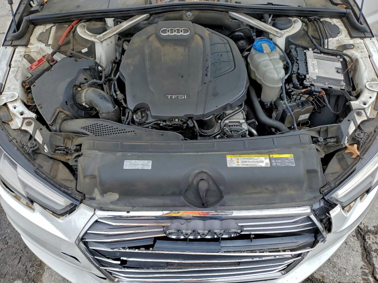 AUDI A4 ULTRA PREMIUM