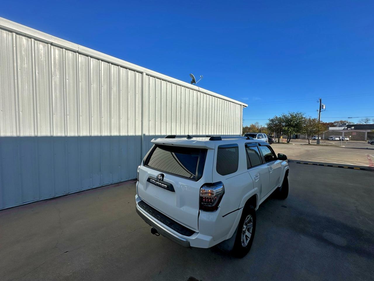 Lot #3310309980 2015 TOYOTA 4RUNNER SR