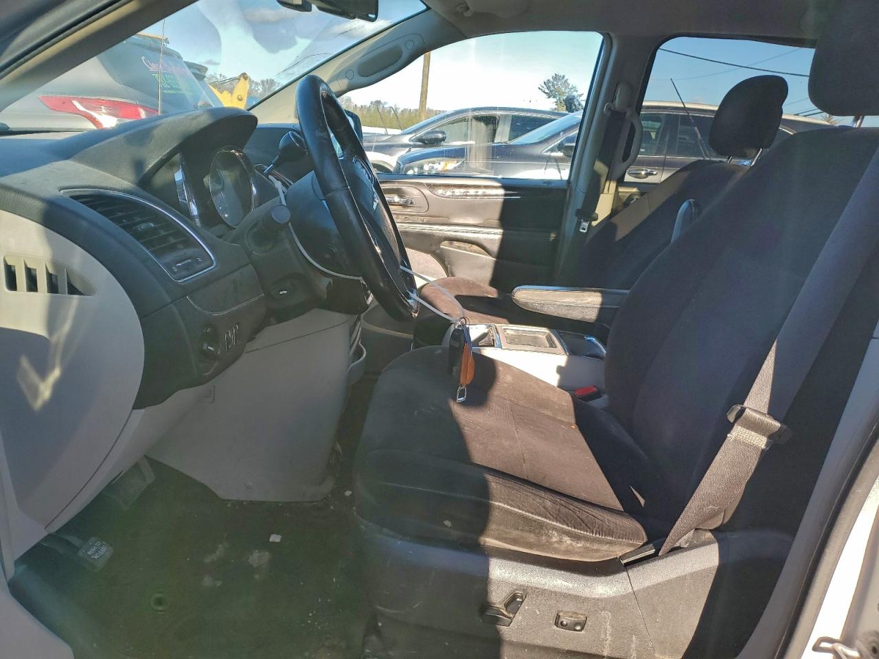 CHRYSLER TOWN & COUNTRY TOURING