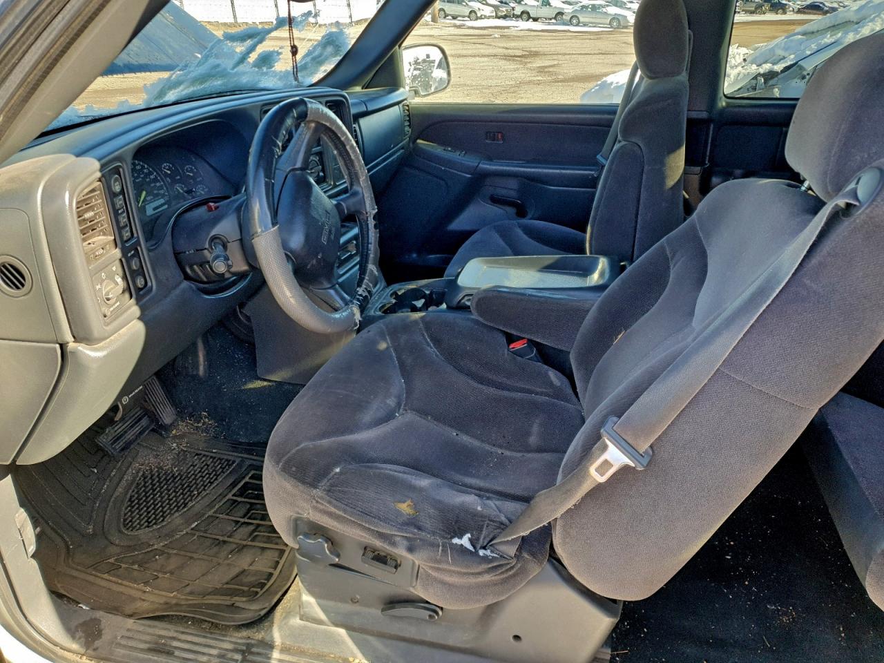 Lot #3308778047 2002 GMC NEW SIERRA