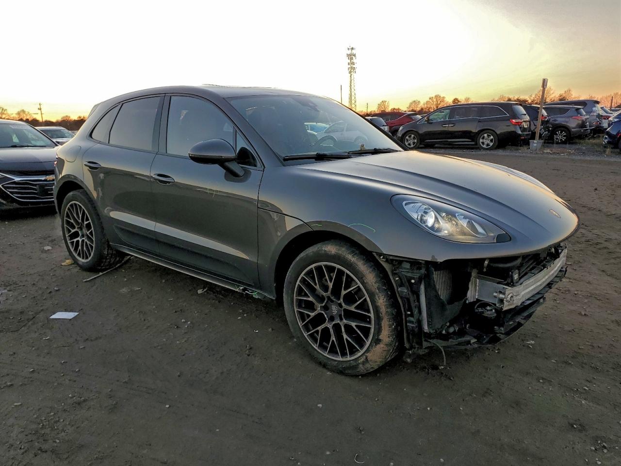PORSCHE MACAN S