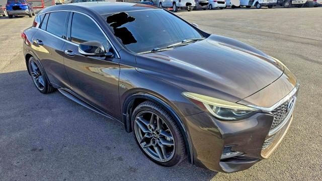 2017 INFINITI QX30 BASE #3320097462
