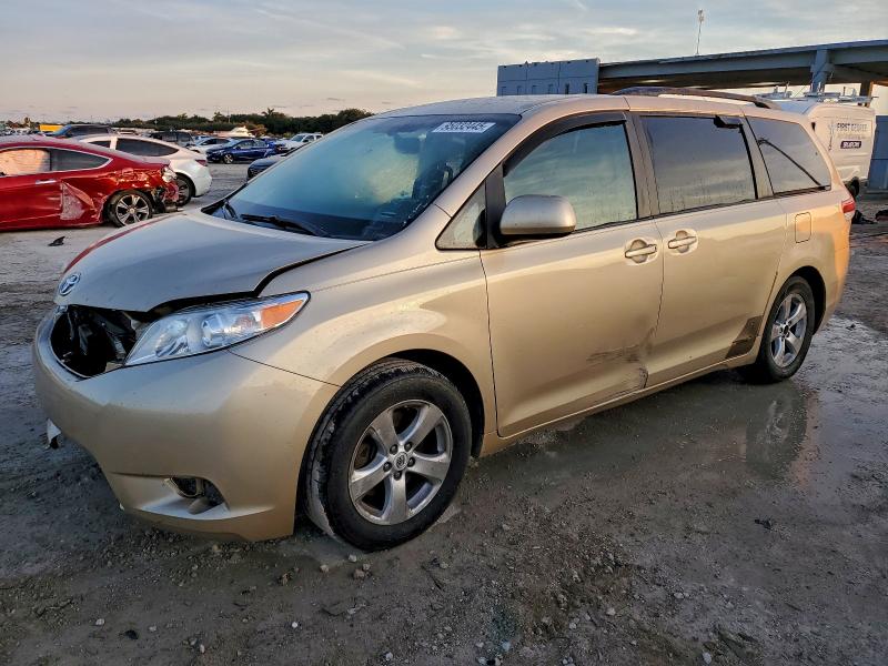 2012 TOYOTA SIENNA LE #3309385013