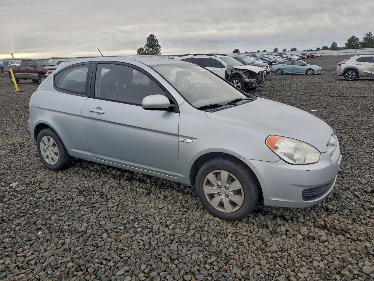 HYUNDAI ACCENT BLUE