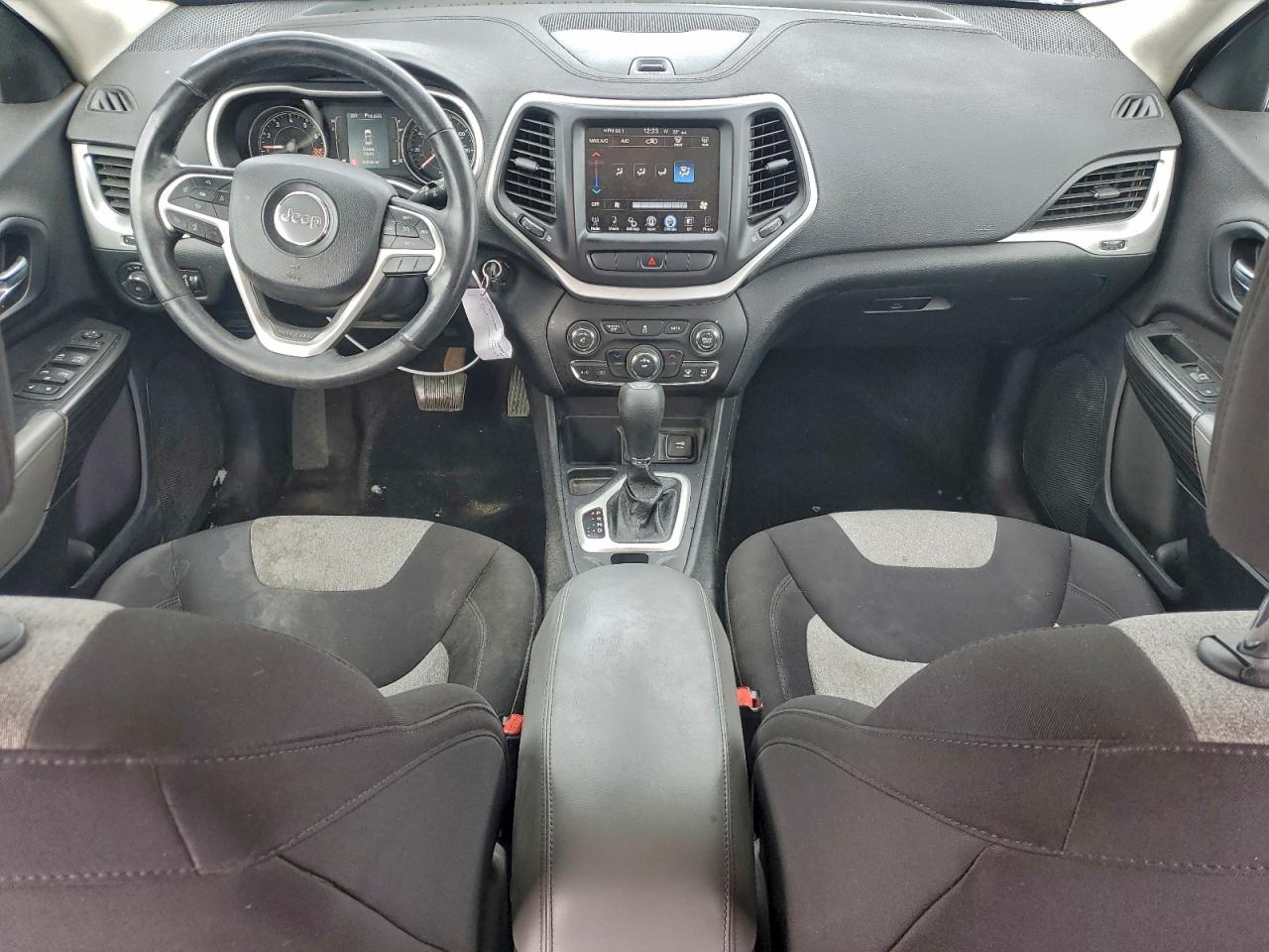 JEEP GRAND CHEROKEE LATITUDE