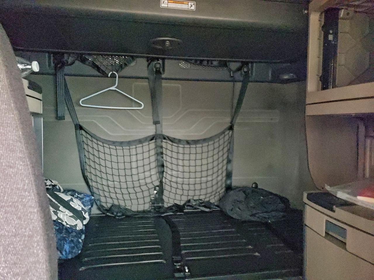 Lot #3310359959 2019 FREIGHTLINER CASCADIA 1