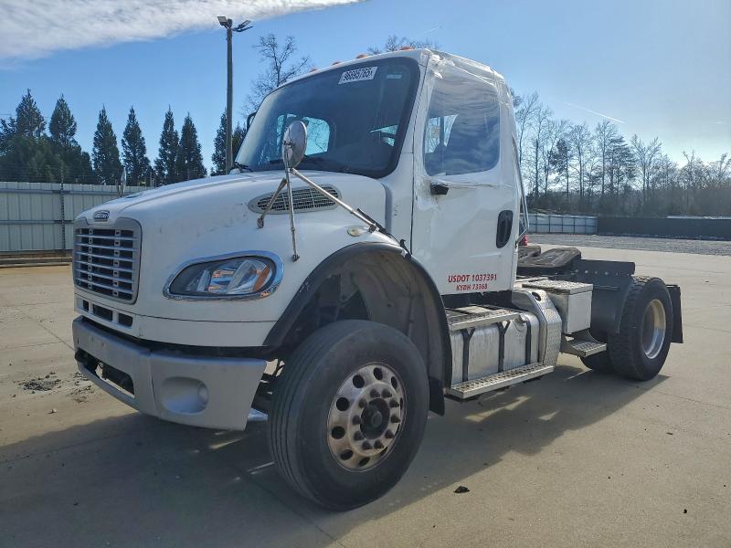 2016 FREIGHTLINER M2 106 MED #3312671207