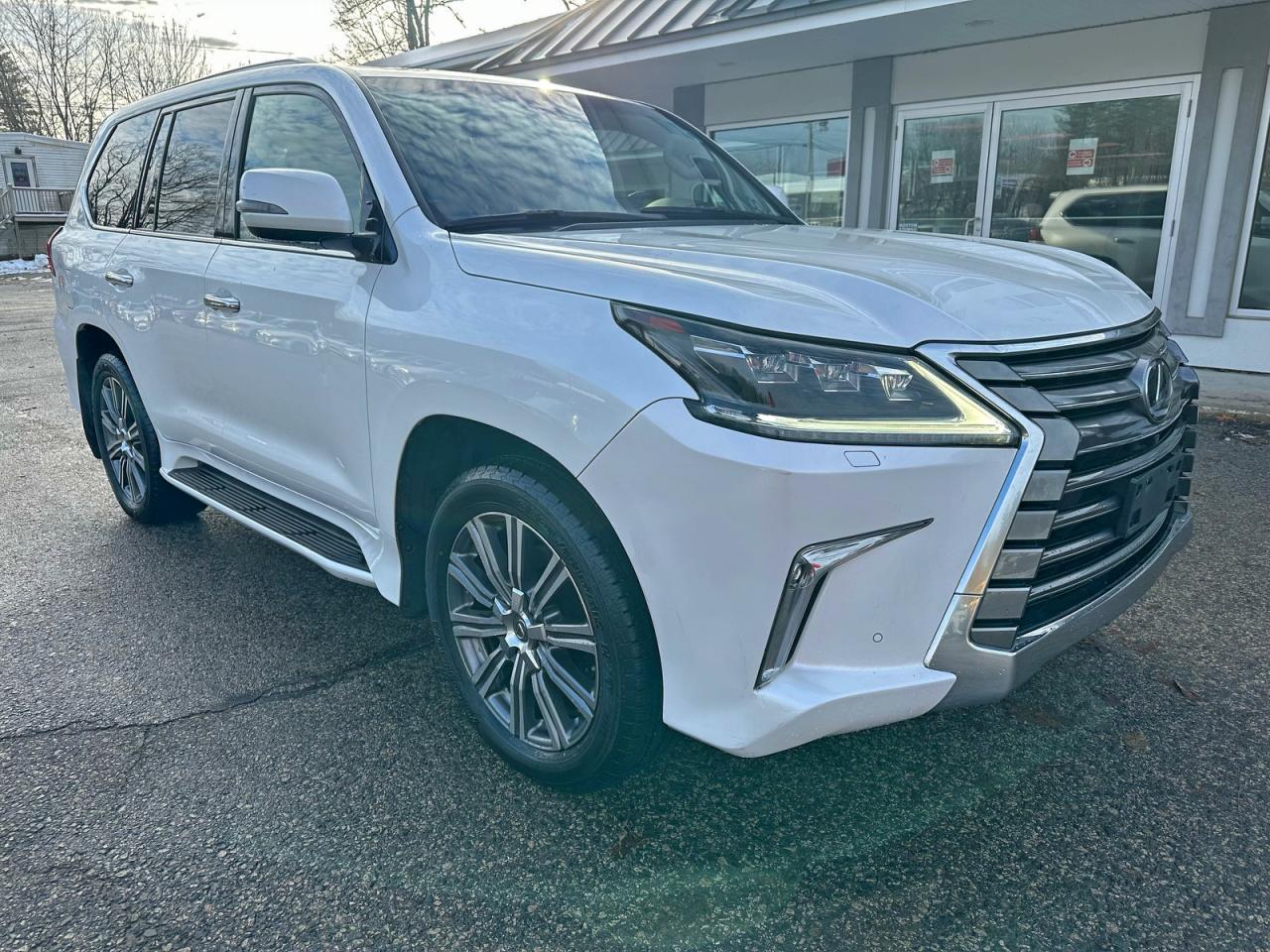 LEXUS LX 570