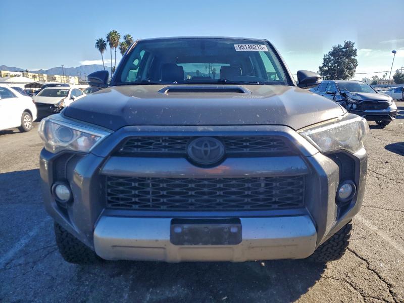 2015 TOYOTA 4RUNNER SR #3304684903