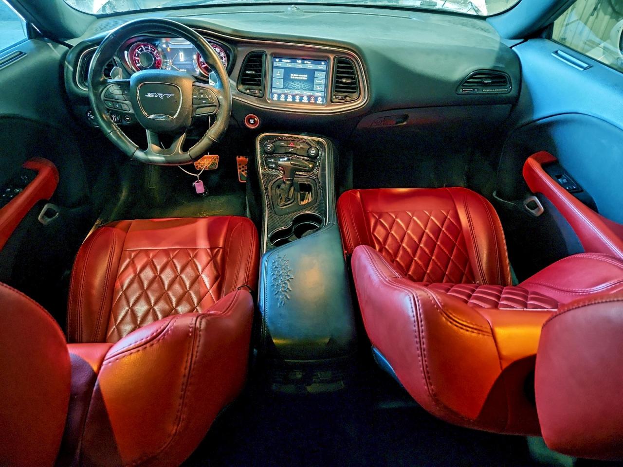 DODGE CHALLENGER SXT