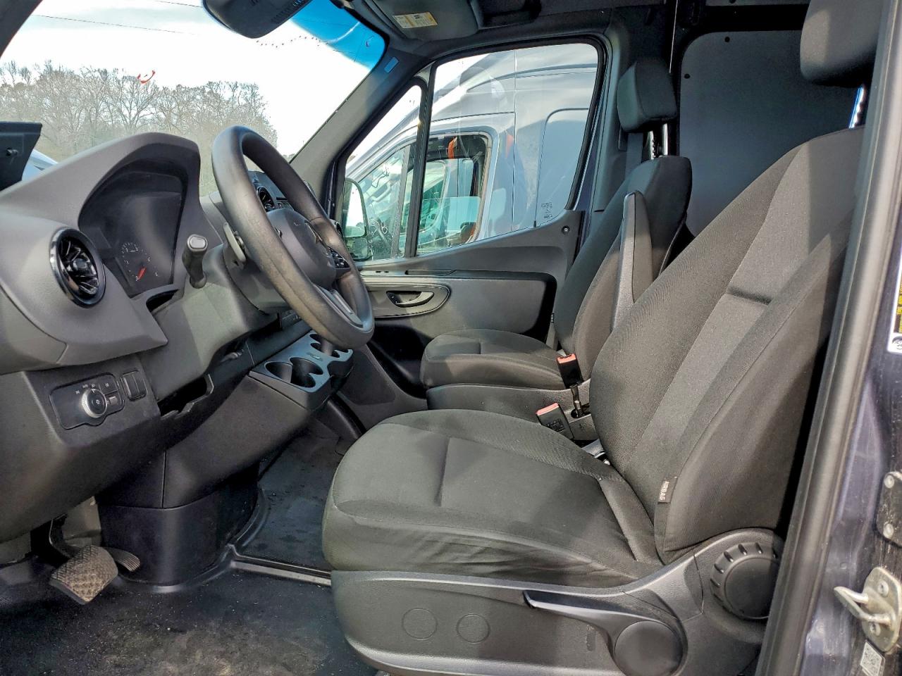 Lot #3318936917 2021 MERCEDES BENZ SPRINTER 2