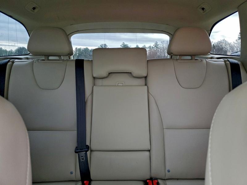 2015 VOLVO XC60 T5 PR #3305147016