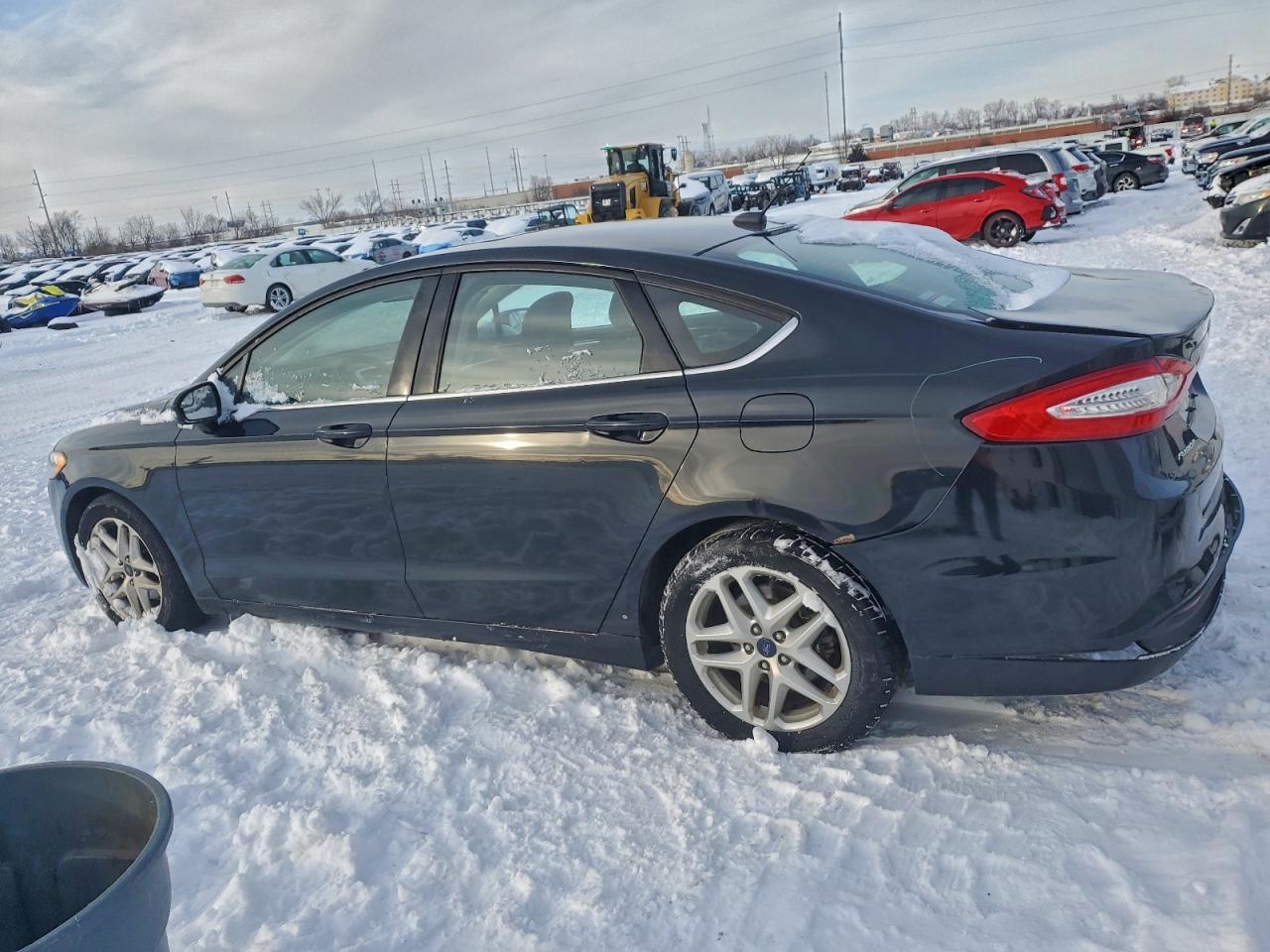 FORD FUSION SE