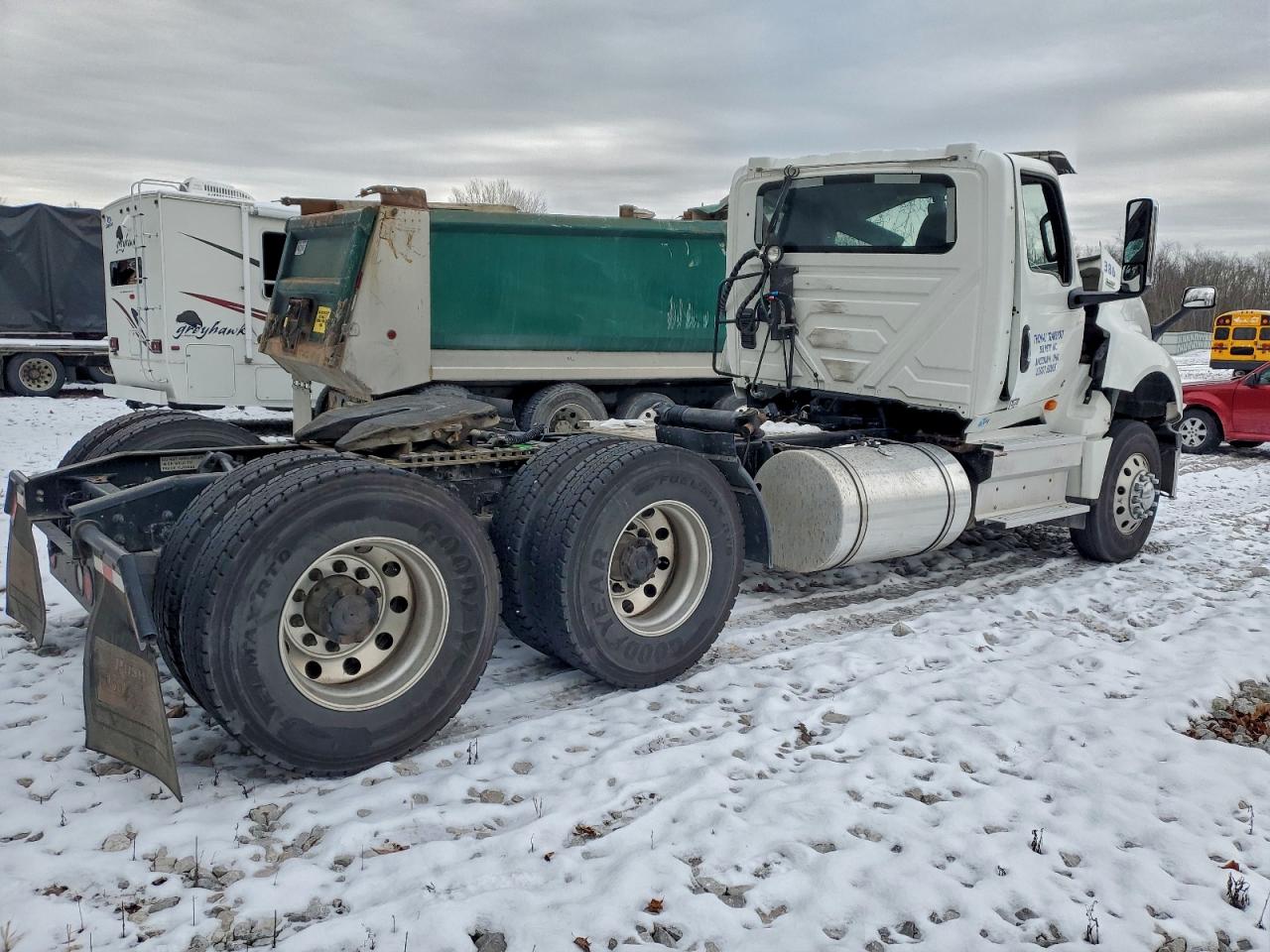 Lot #3309640150 2025 INTERNATIONAL LT625