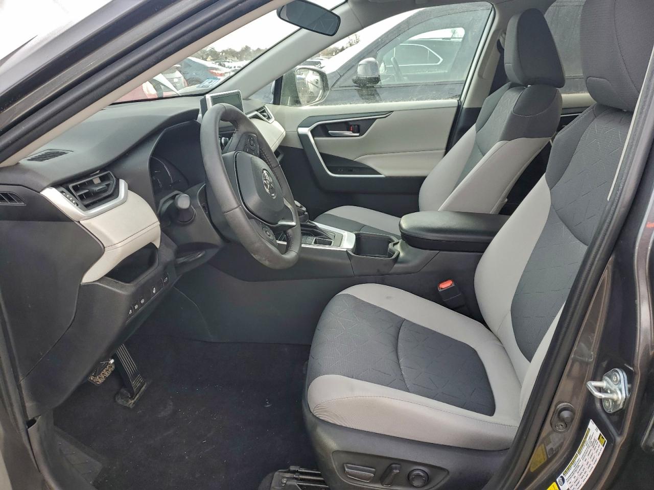 Lot #3308269204 2023 TOYOTA RAV4 XLE