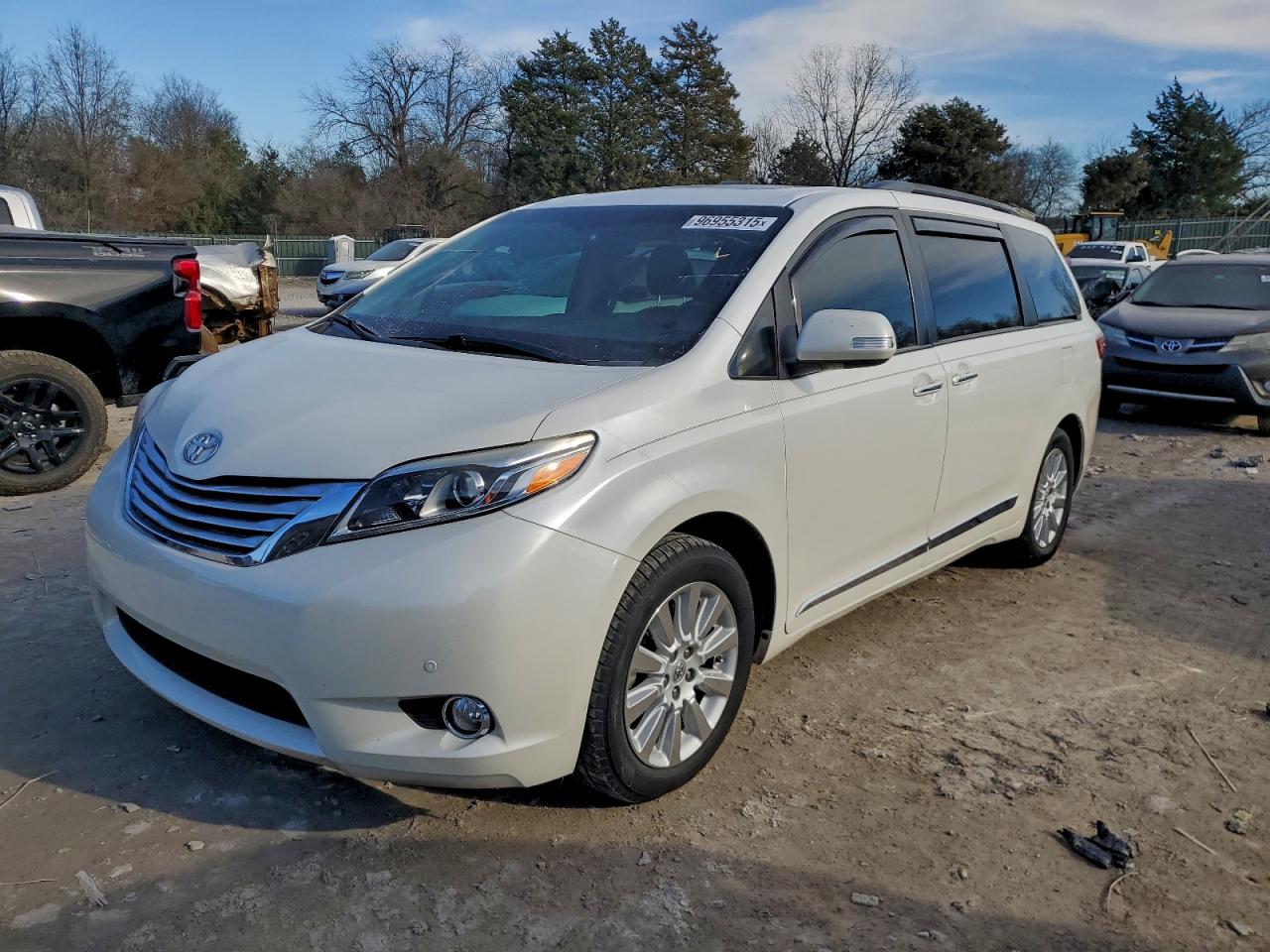 TOYOTA SIENNA XLE