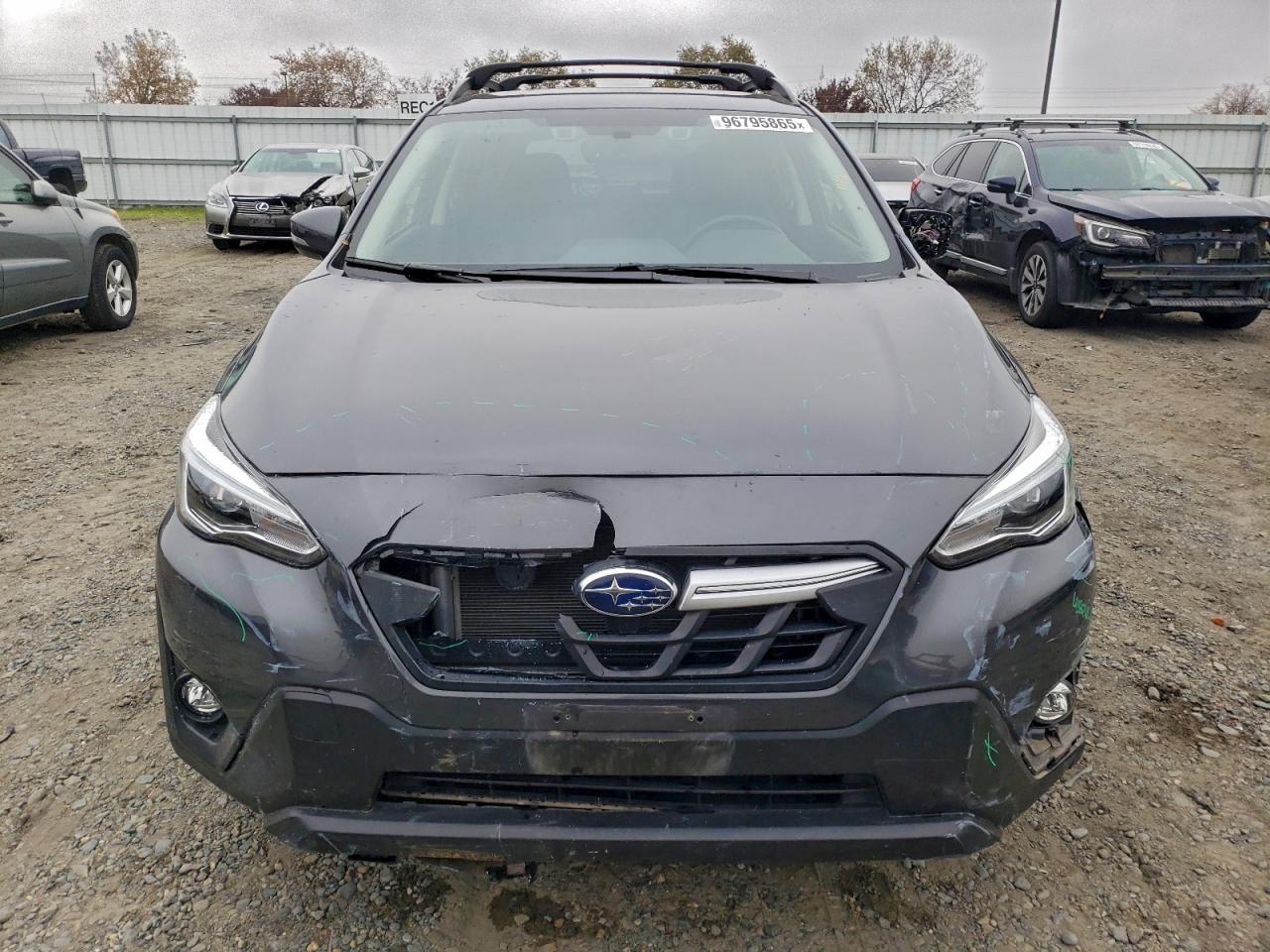 SUBARU CROSSTREK LIMITED