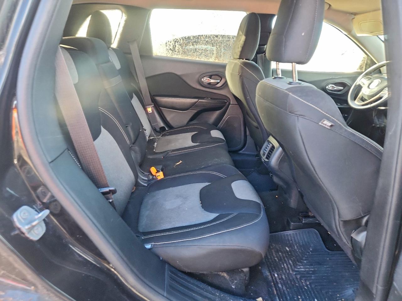 JEEP GRAND CHEROKEE LATITUDE