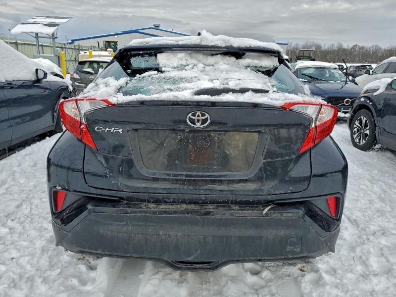 2021 TOYOTA C-HR XLE #3318872005