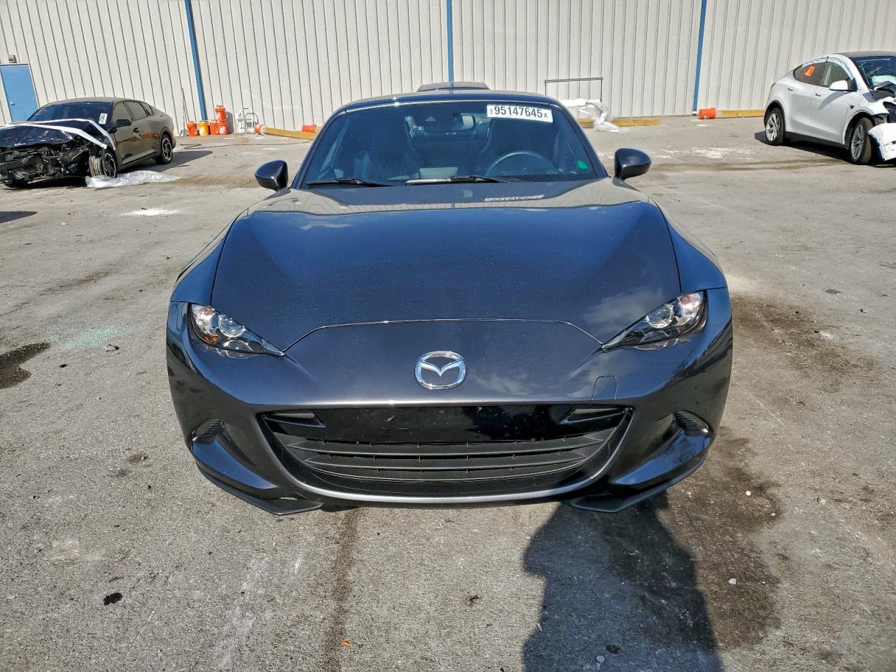 MAZDA MX-5 GRAND TOURING