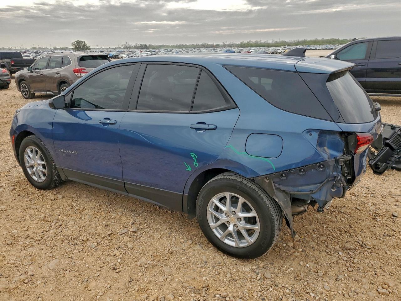CHEVROLET EQUINOX LS