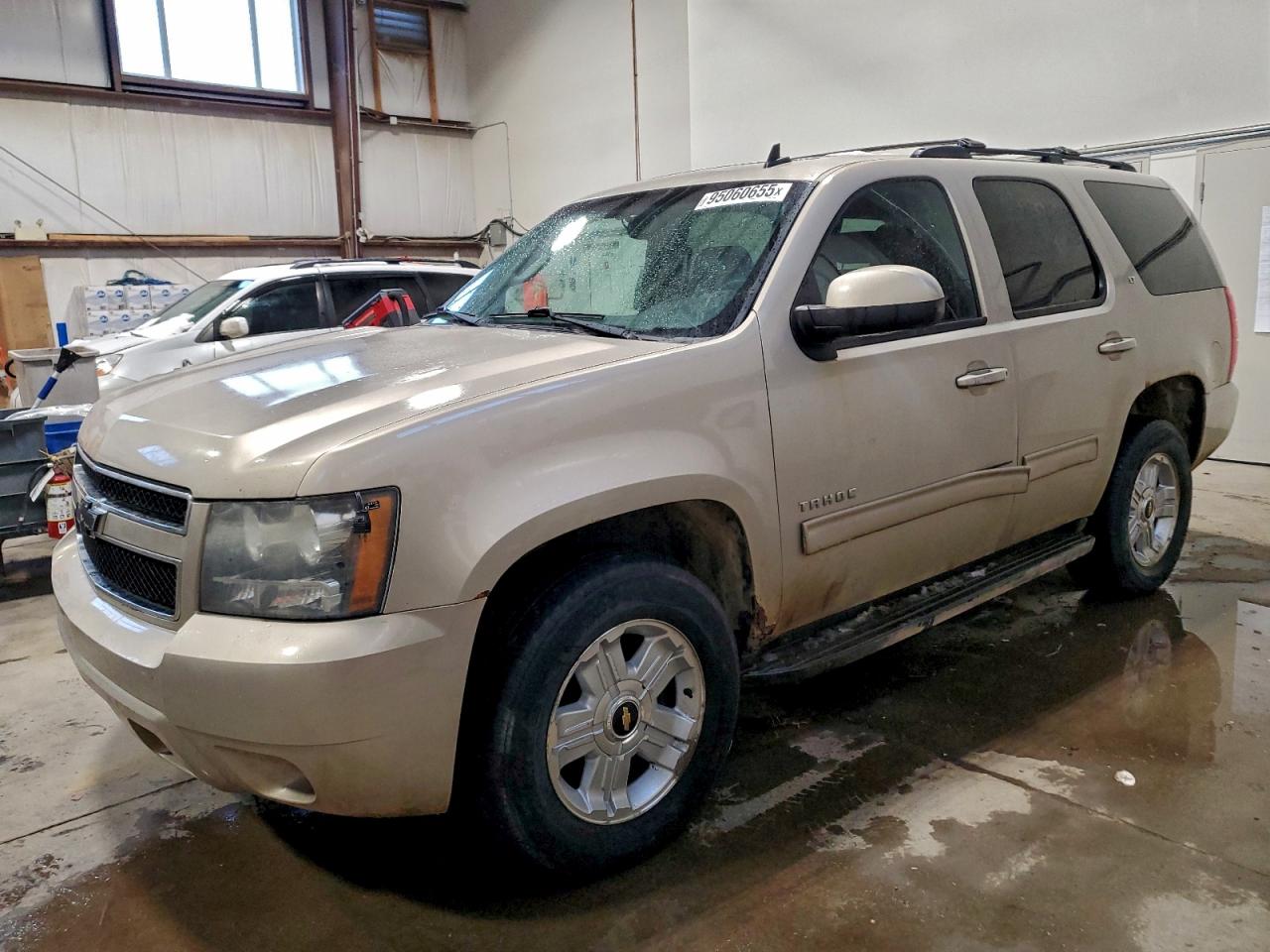 CHEVROLET TAHOE K1500 LT