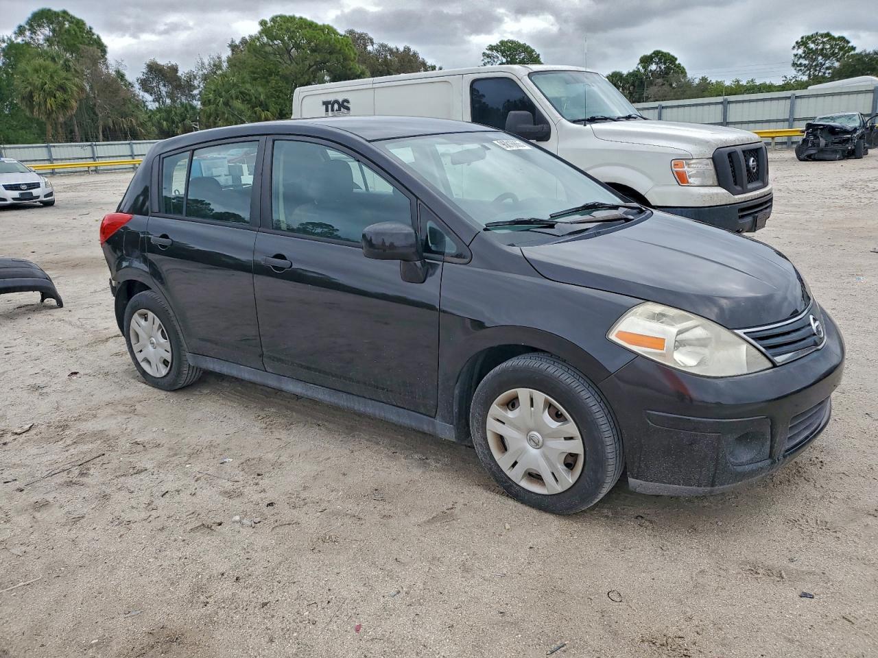 Lot #3315938090 2010 NISSAN VERSA S