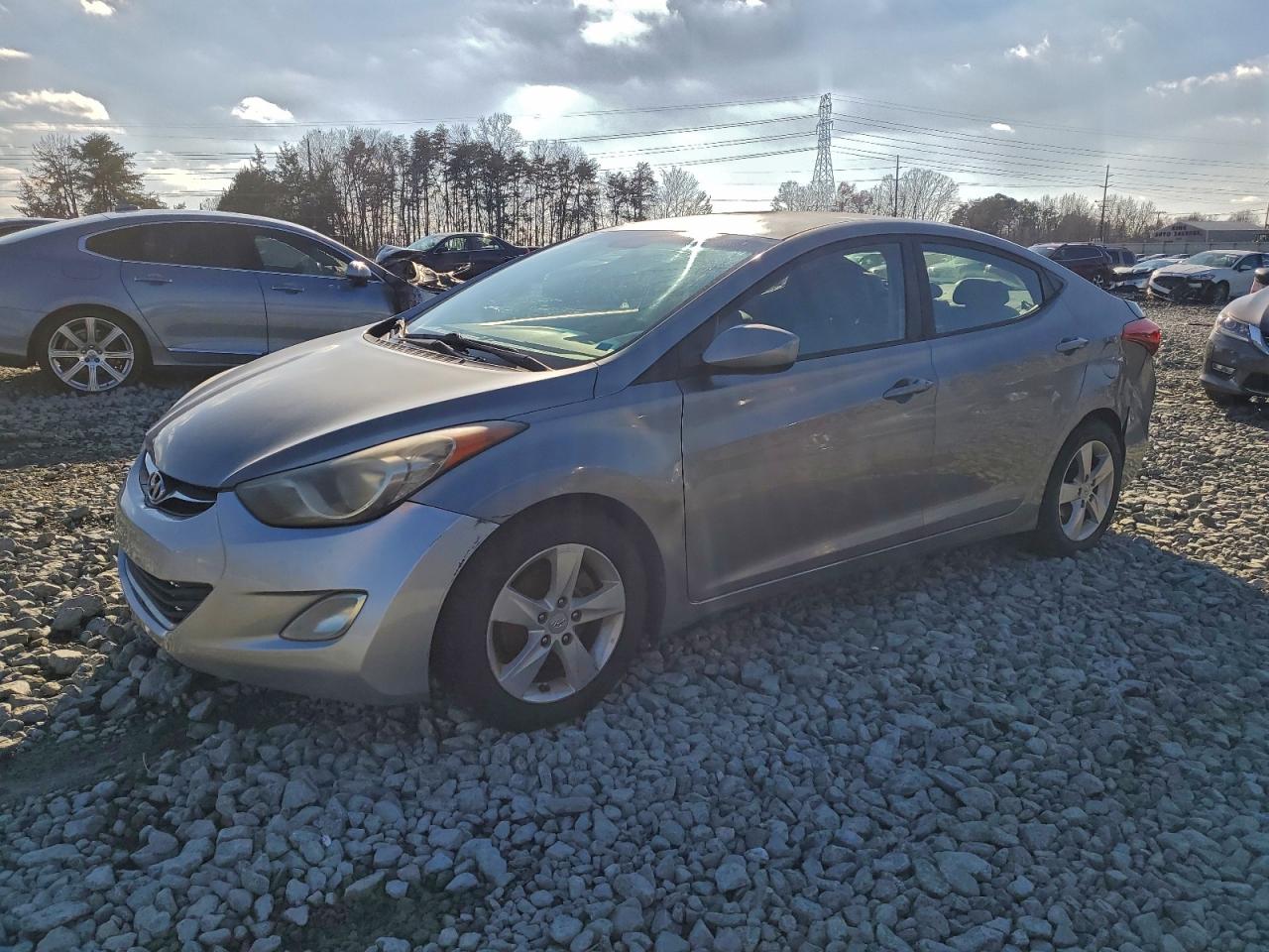 HYUNDAI ELANTRA GLS