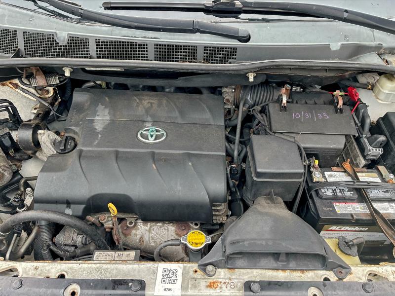 2014 TOYOTA SIENNA XLE #3304853537