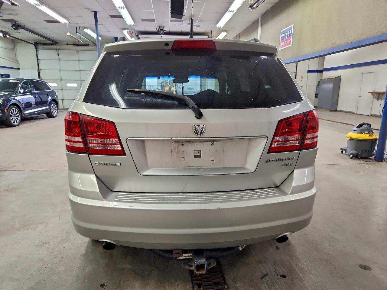 Lot #3311502282 2010 DODGE JOURNEY SX